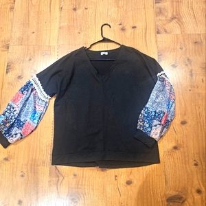 Joy Inc V- Neck Balloon Sleeve Top